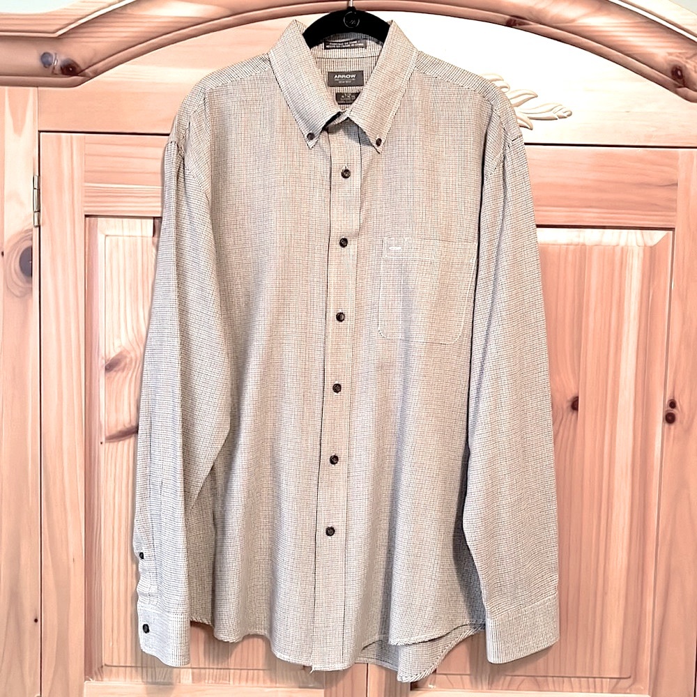 🌟HP🌟Arrow Houndstooth Button Down